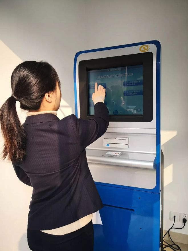 洛阳24小时套医保卡回收(24小时套医保卡回收什么意思)