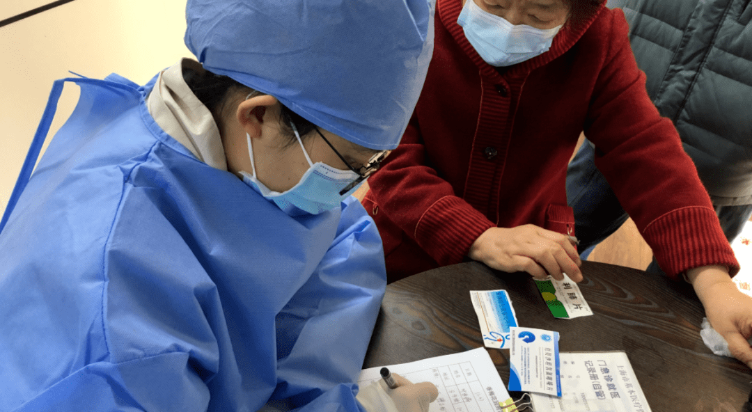 洛阳24小时套医保卡回收商家(急用钱24小时医保提取)